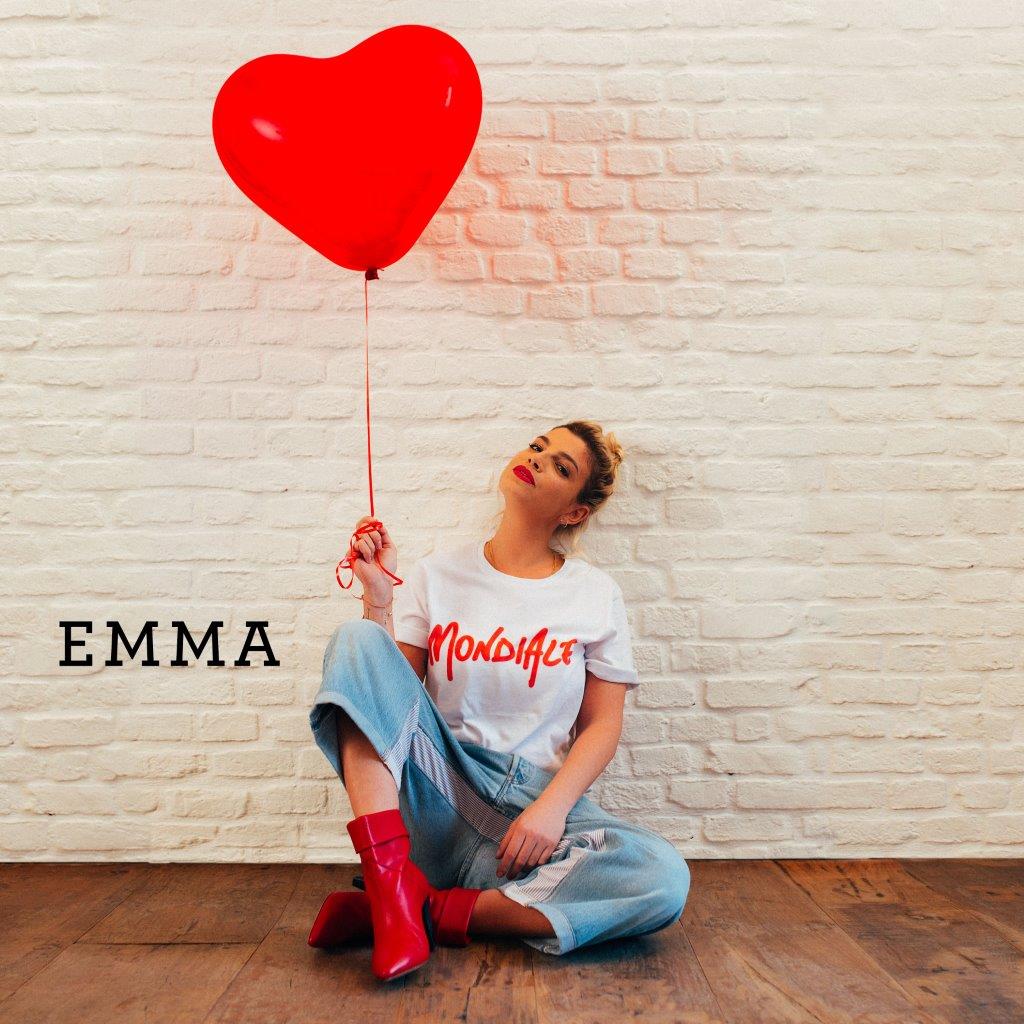 La cover dell'ultimo singolo di Emma "Mondiale"